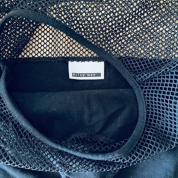 Fishnet bodysuit - Picture 2 of 2